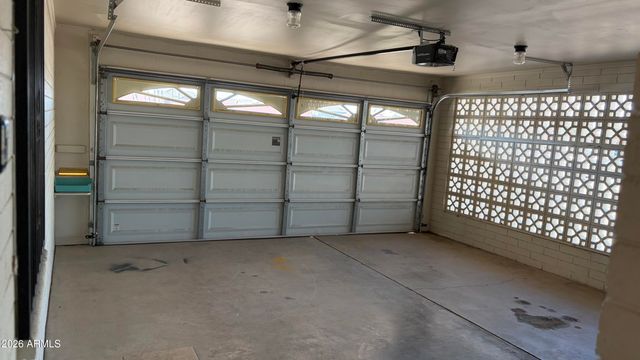 5708 E UNIVERSITY Drive, Mesa, AZ 85205
