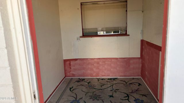 5708 E UNIVERSITY Drive, Mesa, AZ 85205