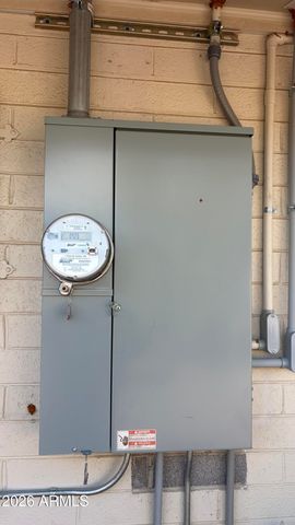 5708 E UNIVERSITY Drive, Mesa, AZ 85205