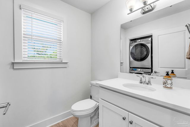 16140 Innerarity Pt Rd, Pensacola, FL 32507