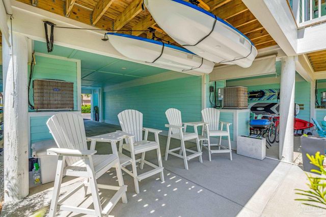 16140 Innerarity Pt Rd, Pensacola, FL 32507