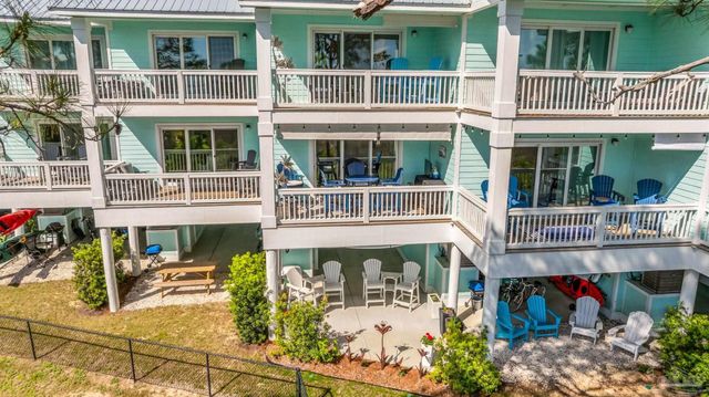 16140 Innerarity Pt Rd, Pensacola, FL 32507