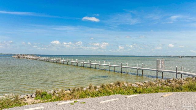 16140 Innerarity Pt Rd, Pensacola, FL 32507