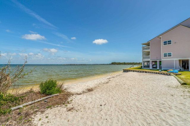 16140 Innerarity Pt Rd, Pensacola, FL 32507