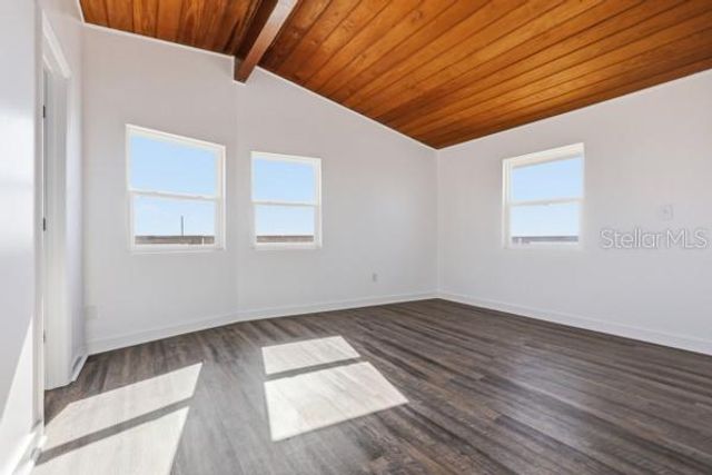 18 4TH STREET, Horseshoe Beach, FL 32648