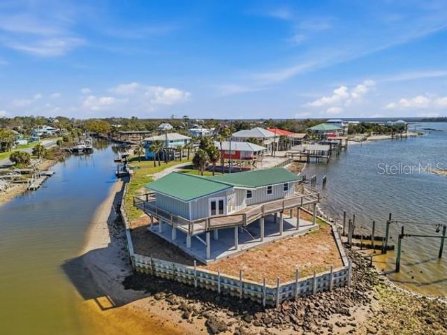 18 4TH STREET, Horseshoe Beach, FL 32648