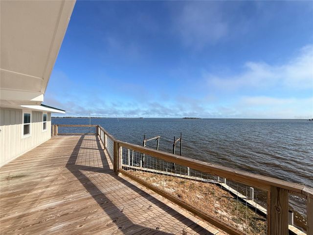 18 4TH STREET, Horseshoe Beach, FL 32648