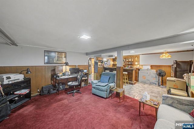 40 Dacotah Avenue, Oakland, NJ 07436