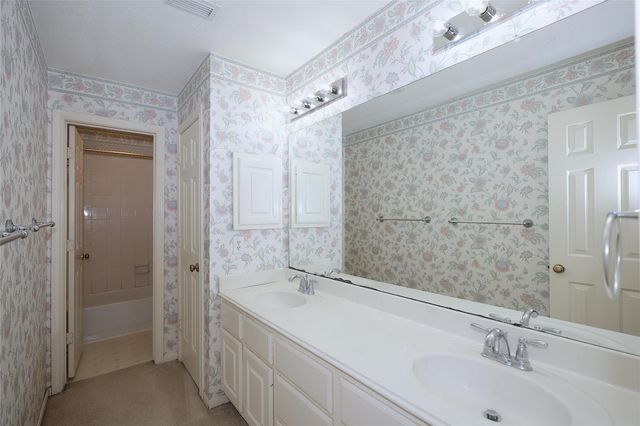 1107 Magnolia Woods Court, Sugar Land, TX 77479