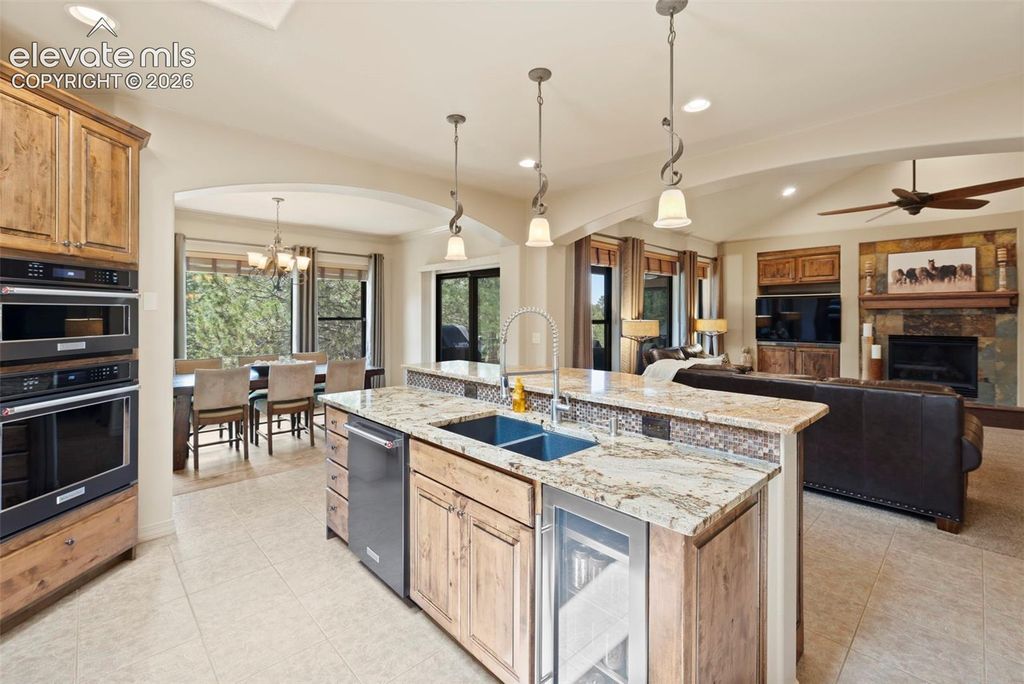 18330 Bakers Farm Road, Colorado Springs, CO 80908 — photo 4