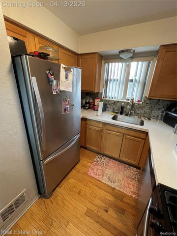 24738 Cashmere Court 120, Southfield, MI 48033