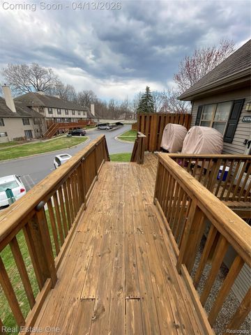 24738 Cashmere Court 120, Southfield, MI 48033