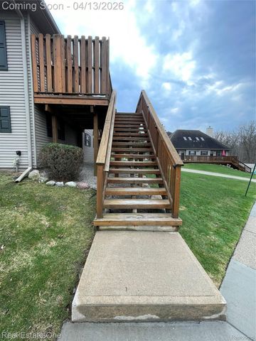 24738 Cashmere Court 120, Southfield, MI 48033