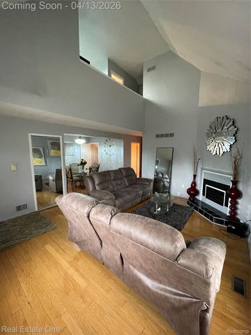 24738 Cashmere Court 120, Southfield, MI 48033