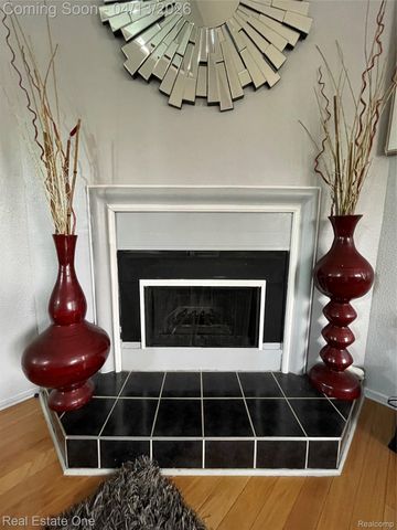 24738 Cashmere Court 120, Southfield, MI 48033