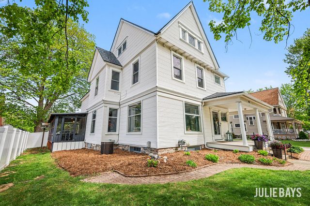 311 E Main Street, Middleville Vlg, MI 49333
