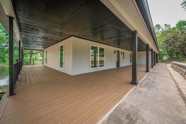 276 Hillshore Cir, Longview, TX 75605