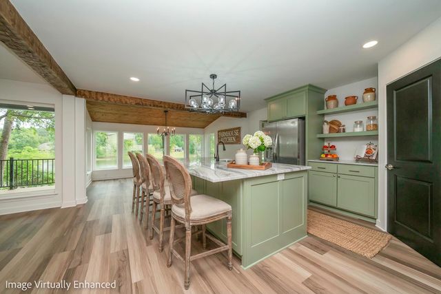 276 Hillshore Cir, Longview, TX 75605