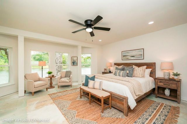 276 Hillshore Cir, Longview, TX 75605