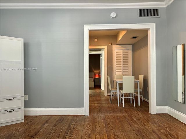 536 14th St 107, Miami Beach, FL 33139