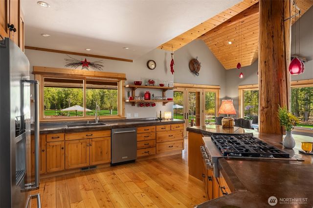 639 Twisp River Rd, Twisp, WA 98856