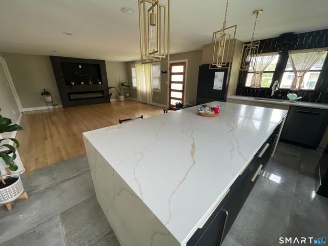 88 Yale Avenue, Milford, CT 06460