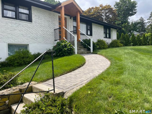88 Yale Avenue, Milford, CT 06460