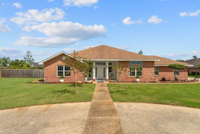 1107 N College Boulevard, Lynn Haven, FL 32444