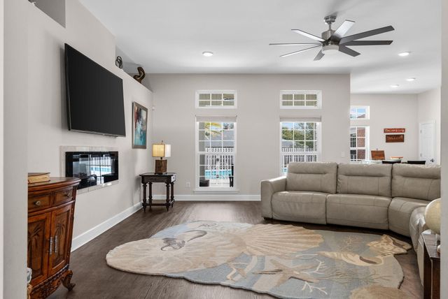 1107 N College Boulevard, Lynn Haven, FL 32444