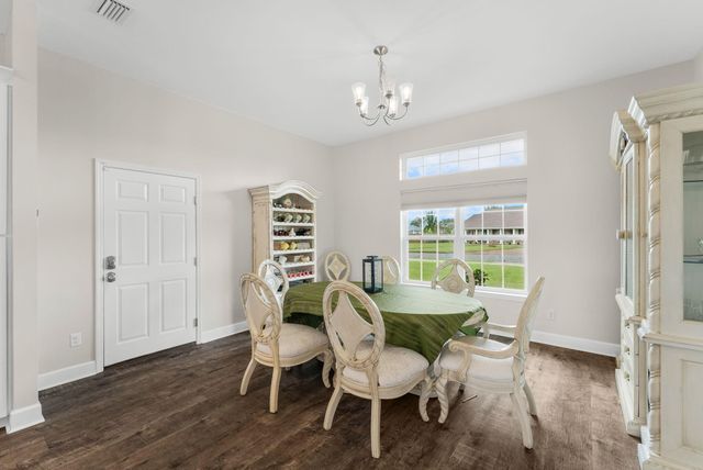 1107 N College Boulevard, Lynn Haven, FL 32444