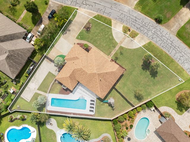 1107 N College Boulevard, Lynn Haven, FL 32444