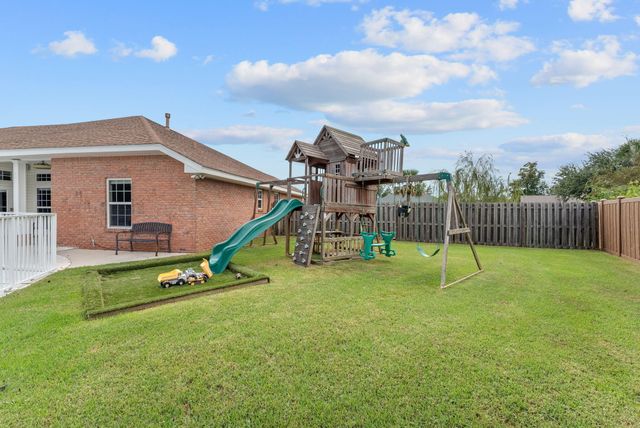 1107 N College Boulevard, Lynn Haven, FL 32444