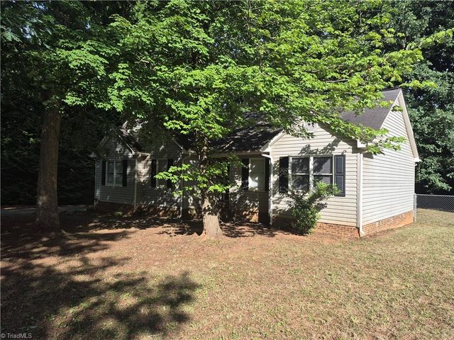 630 Logan Lane, Liberty, NC 27298
