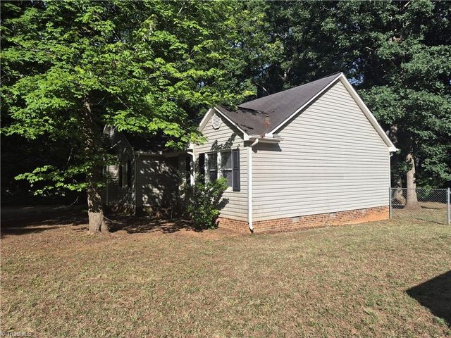 630 Logan Lane, Liberty, NC 27298