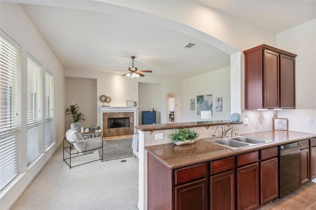 19714 Moss Bark Trail, Richmond, TX 77407