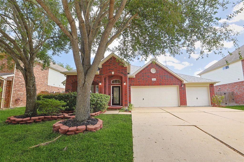 19714 Moss Bark Trail, Richmond, TX 77407