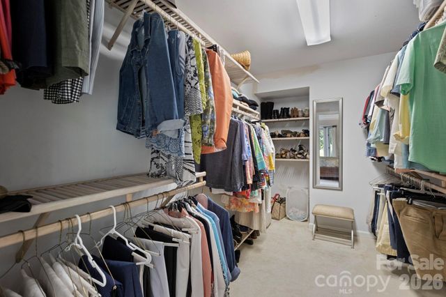 128 Broadmoor Drive, Flat Rock, NC 28731