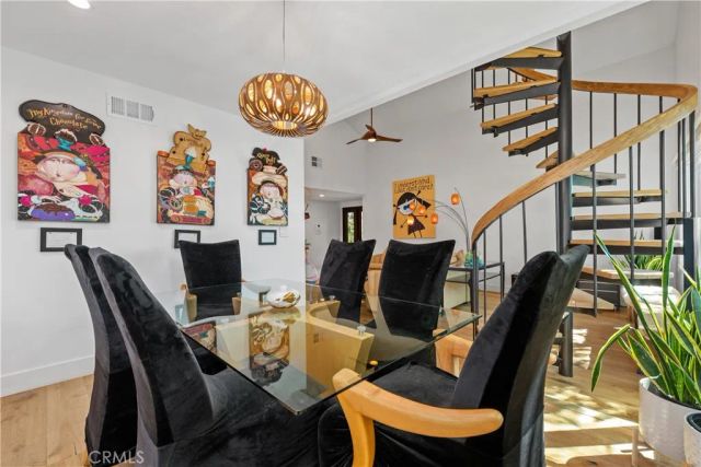 4556 Poe Avenue, Woodland Hills, CA 91364