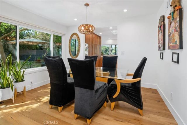 4556 Poe Avenue, Woodland Hills, CA 91364