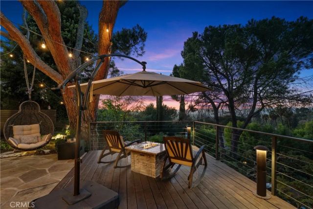 4556 Poe Avenue, Woodland Hills, CA 91364