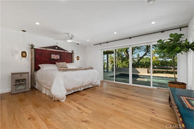 4556 Poe Avenue, Woodland Hills, CA 91364