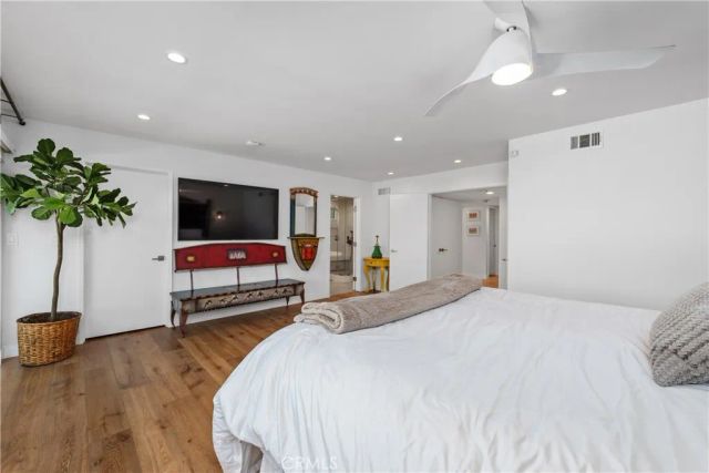 4556 Poe Avenue, Woodland Hills, CA 91364