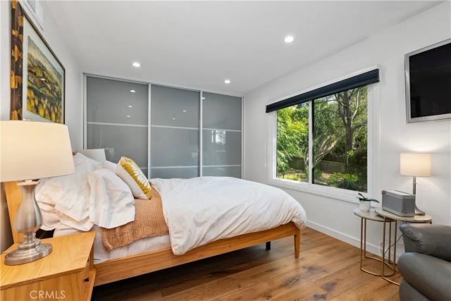 4556 Poe Avenue, Woodland Hills, CA 91364