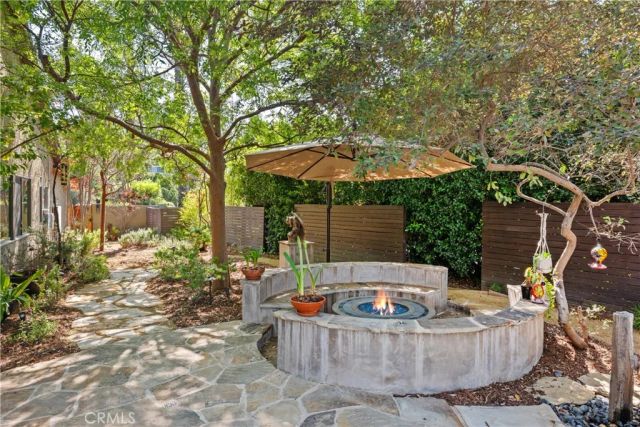 4556 Poe Avenue, Woodland Hills, CA 91364