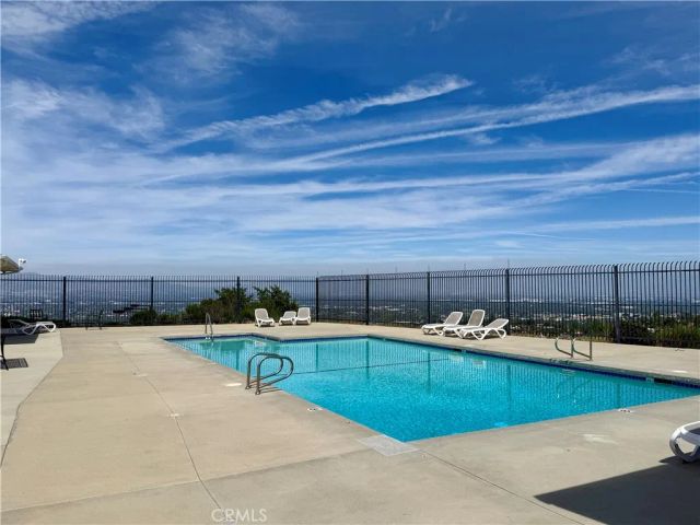 4556 Poe Avenue, Woodland Hills, CA 91364