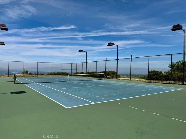 4556 Poe Avenue, Woodland Hills, CA 91364