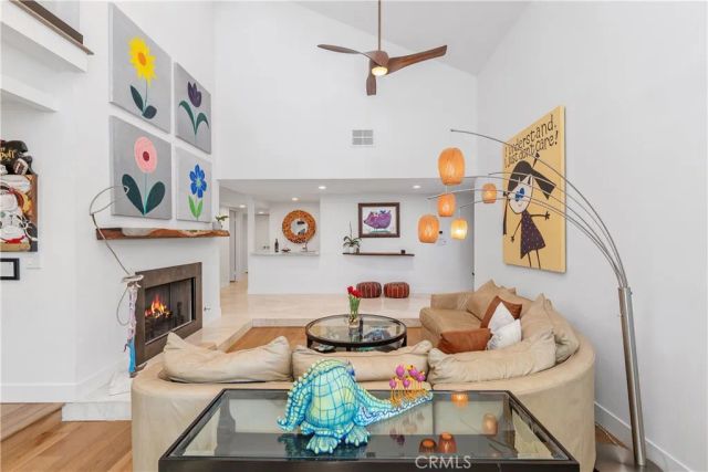 4556 Poe Avenue, Woodland Hills, CA 91364