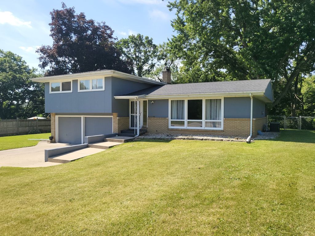 1280 DEANNA Drive, Rockford, IL 61103