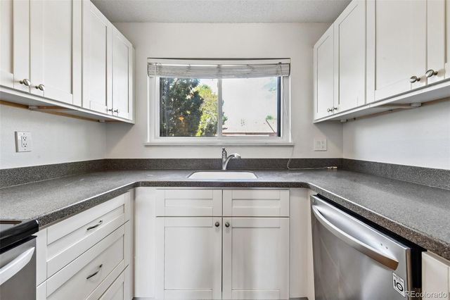 443 Wright Street 209, Lakewood, CO 80228