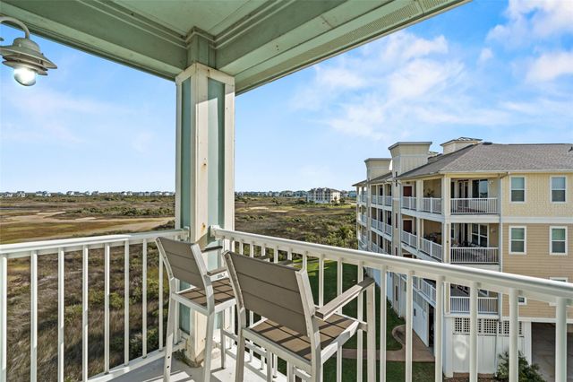 26570 Bay Water Drive 303, Galveston, TX 77554